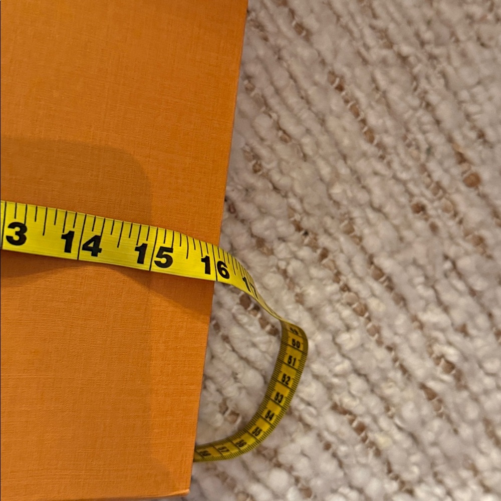 🧡NEW Louis Vuitton Orange Box with Ribbon Holiday Edition - Picture 3 of 6